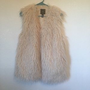 Cream Forever 21 (Alpaca Type) Furry Vest